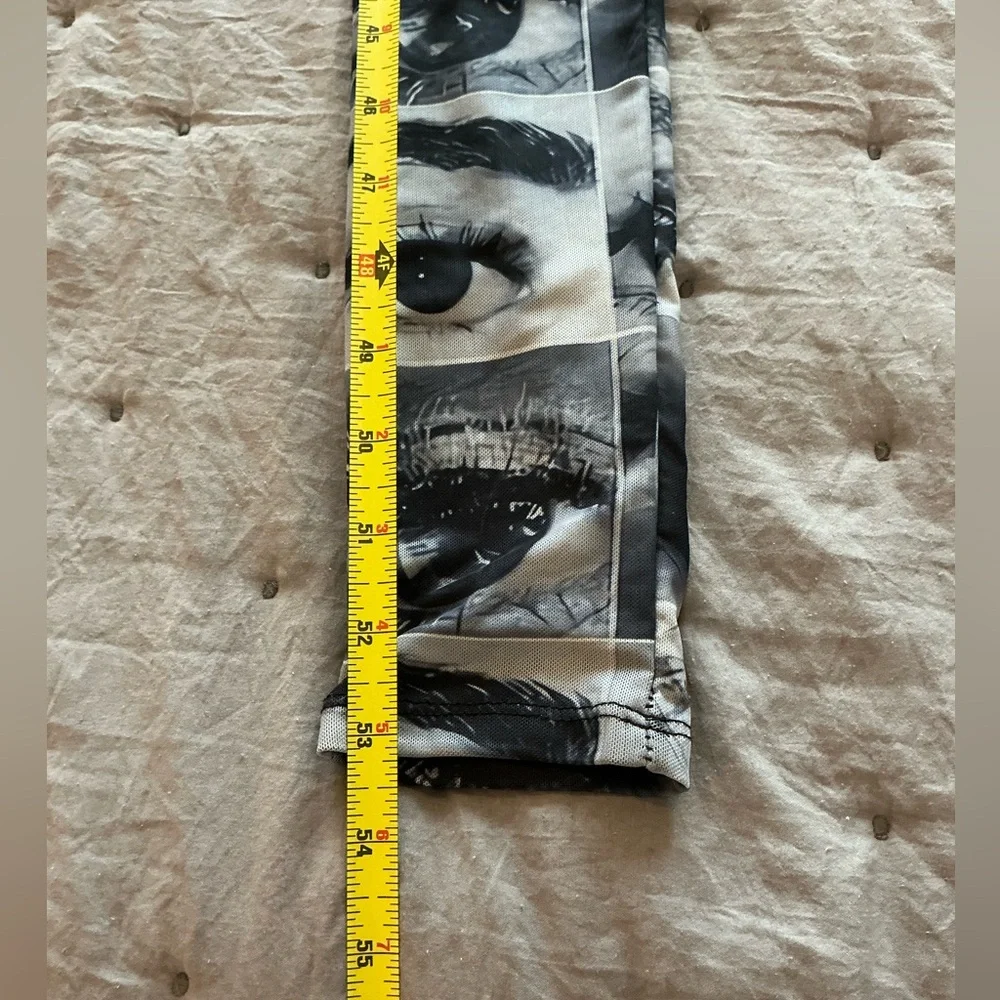 NWT - Fashion Nova Unique Black & White Light weight Sheer Body Suit Size S. - Picture 6 of 12